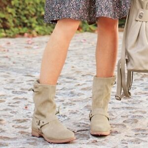 ❤️ Suede Ankle Boots ALMOST NEW